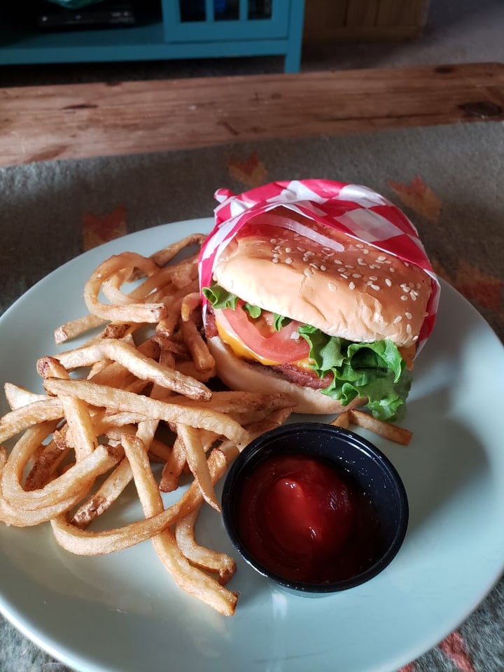 review photo of Santana's Vegan Grill Cheeseburger shared by @trich59 on 29 Mar 2020 - review