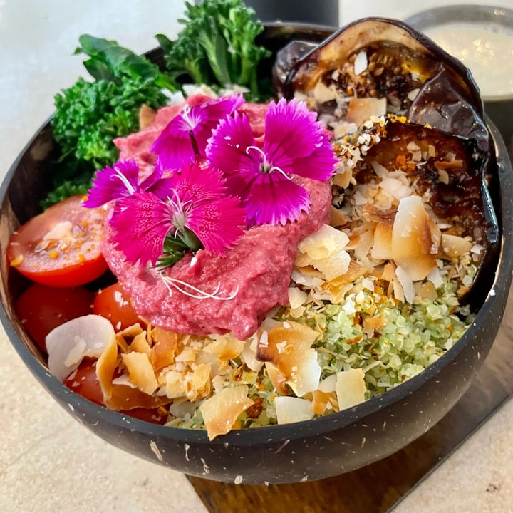 photo of Harvest Cafe Happy Buddha Bowl shared by @mariajamison on  07 Apr 2022 - review