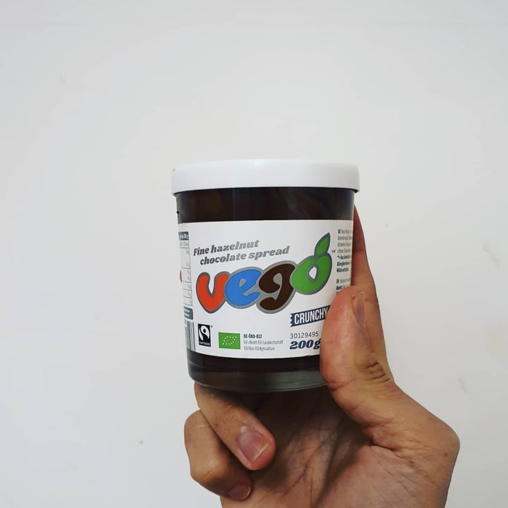 photo of Vego Fine Hazelnut Chocolate Spread Crunchy  shared by @theonlywayisvegan on  10 Mar 2022 - review