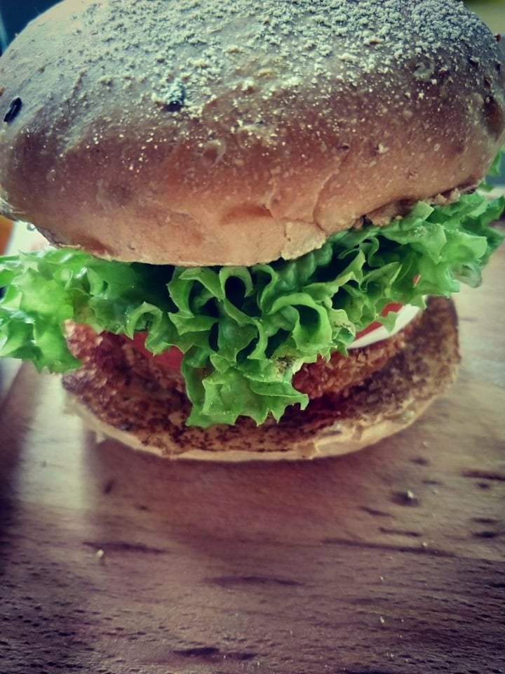 photo of nomVnom Bistro Potato Croquette Burger shared by @starlight7 on  06 Aug 2019 - review