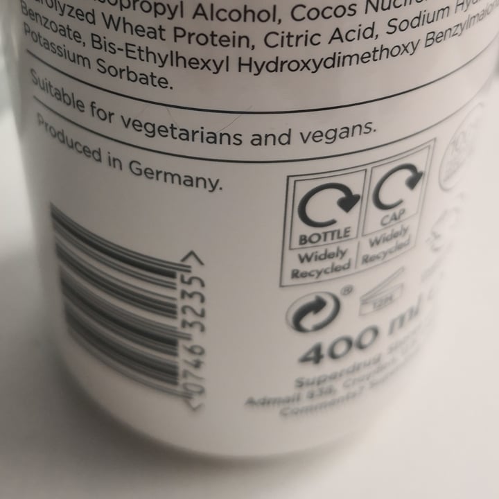 review photo of Superdrug Store plc Coconut conditioner shared by @iwonagawin on 08 May 2020 - review