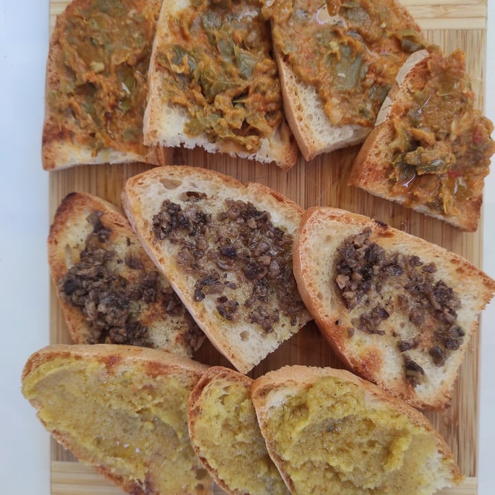 photo of Una Terrazza in Toscana (Temporarily closed) Vegan Crostini shared by @tuscanvegan on  18 Jul 2021 - review