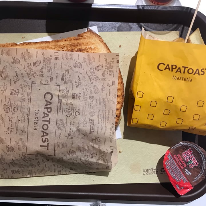photo of Capatoast Toast Vegano shared by @vegvale93 on  24 Apr 2022 - review