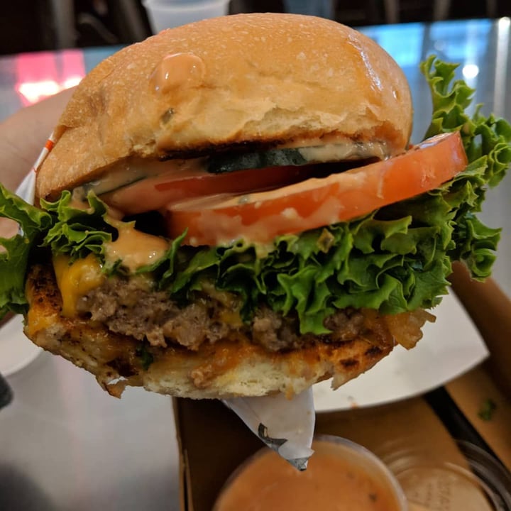photo of Monty's Good Burger Impossible Burger shared by @graciec on  27 Oct 2019 - review