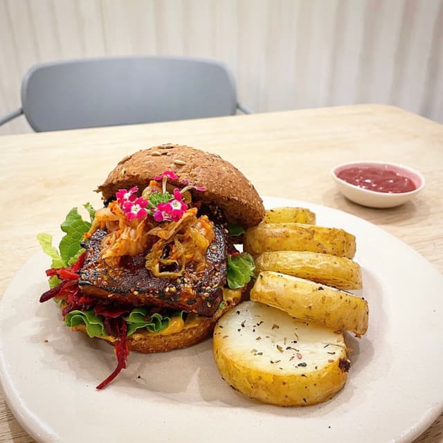 Foto do prato “Tofu Tango Burger”