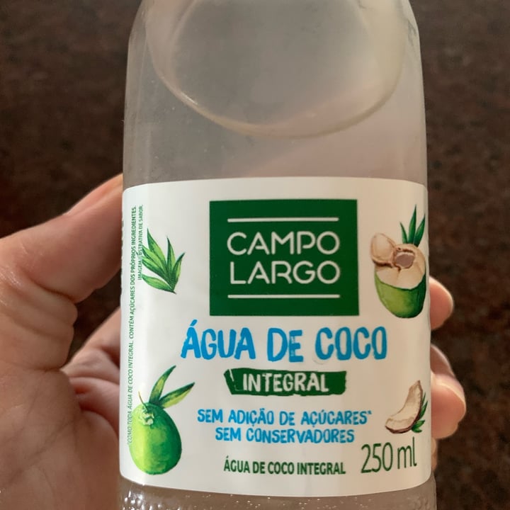 photo of Agua de coco Campo Largo Água de coco shared by @marnevasconcellos on  11 May 2022 - review