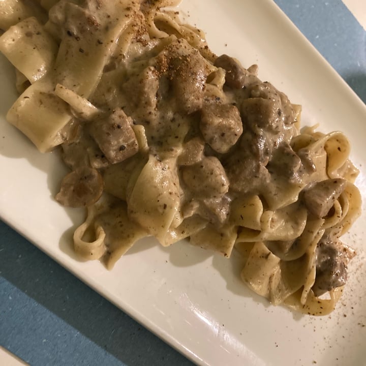 review photo of Ristorante La Casina di Alice Pappardelle ai porcini con crema di tartufo shared by @grace7 on 08 Jan 2022 - review