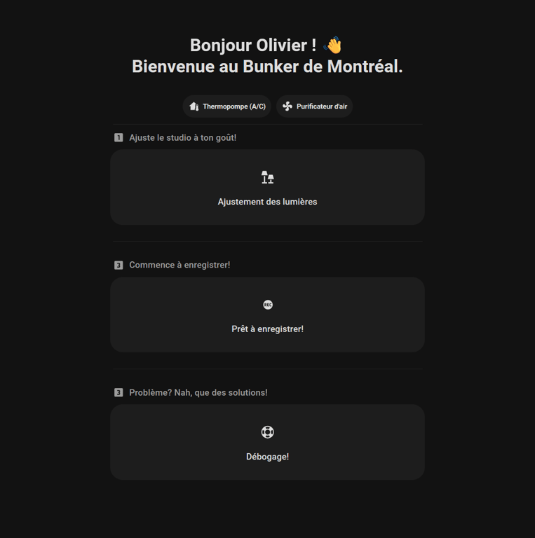 forum_update __ Interface noire d'une application avec texte de bienvenue et options de studio.