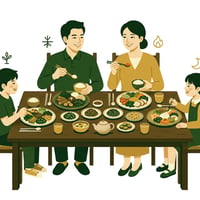 아시아 가족이 각기 다른 건강 식사를 하는 식탁, 체질별 식사법을 상징합니다.