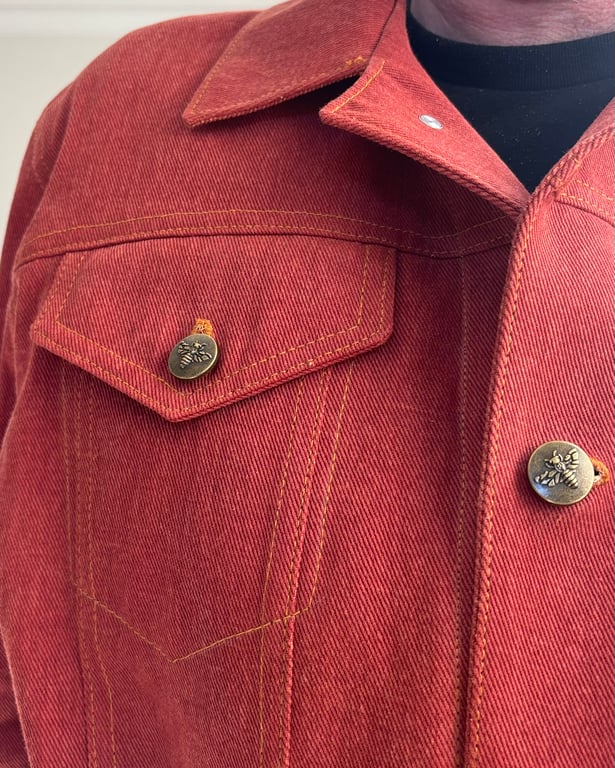 The image alt goes here