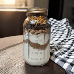 Chocolate Peanut Butter Pretzel Mason Jar Cookies