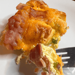 Bacon And Egg Biscuit Casserole 2 Bacon And Egg Biscuit Casserole 1