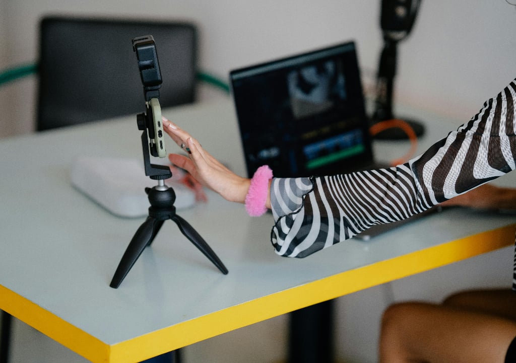Read more about the article Content Creation That Cuts Through the Noise in a City That Never Slows Down.