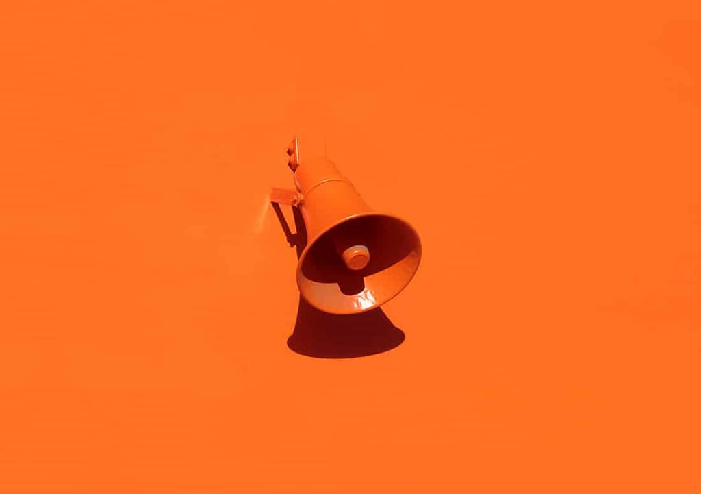 Read more about the article Storytelling, Humility, and Keeping it Weird: How Conference Curators Select Speakers by https://99u.adobe.com/