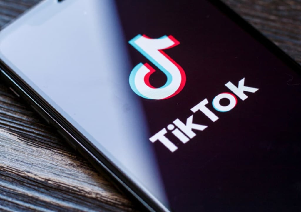 Read more about the article What is TikTok? Why Is It So Popular?