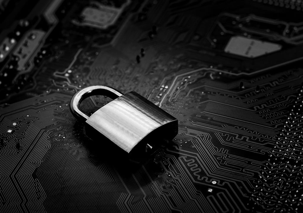 Read more about the article Google Ads to Ban Spying Products & Software
