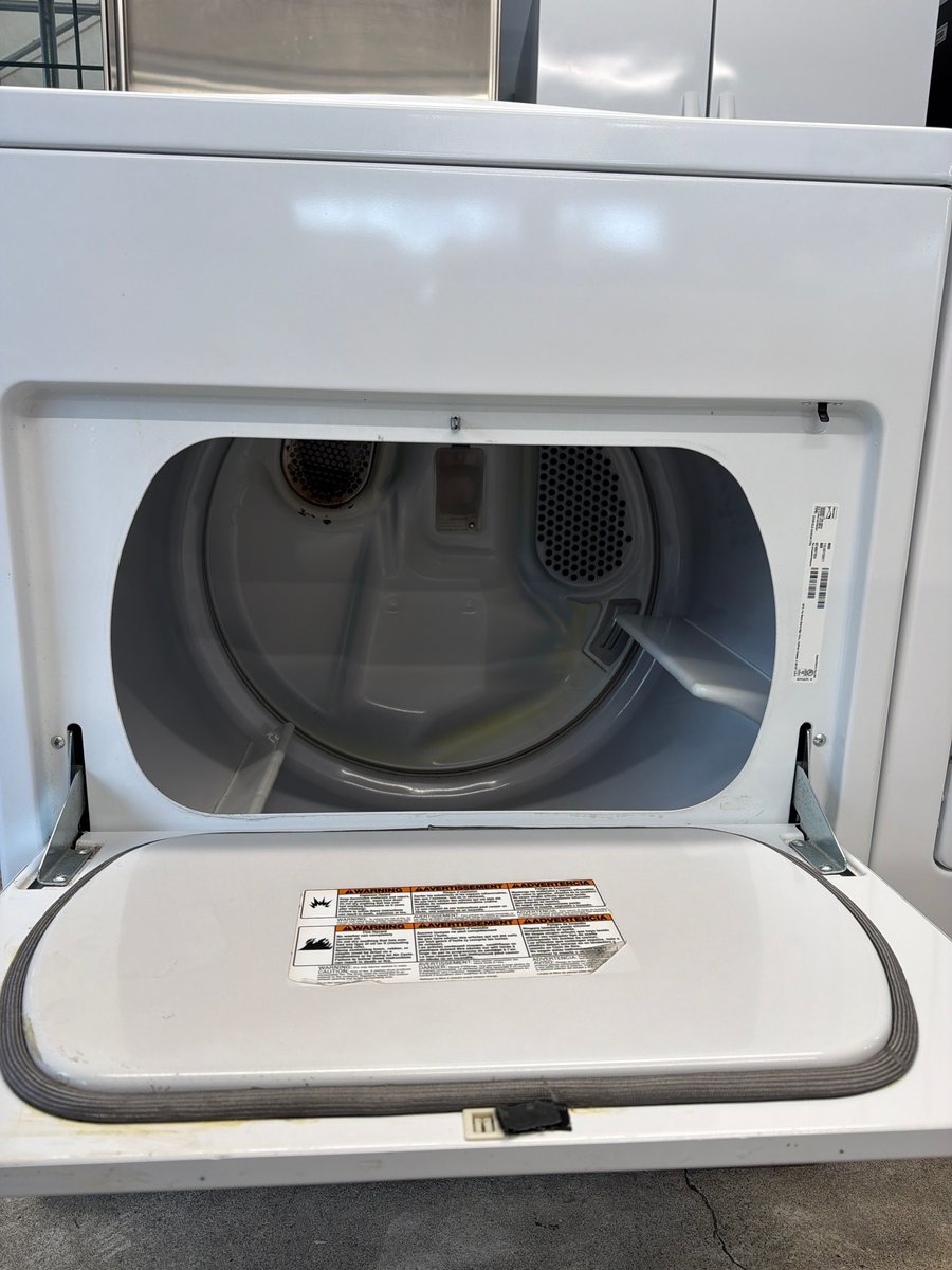 Photo 2 of this exact Kenmore 29" Electric Dryer