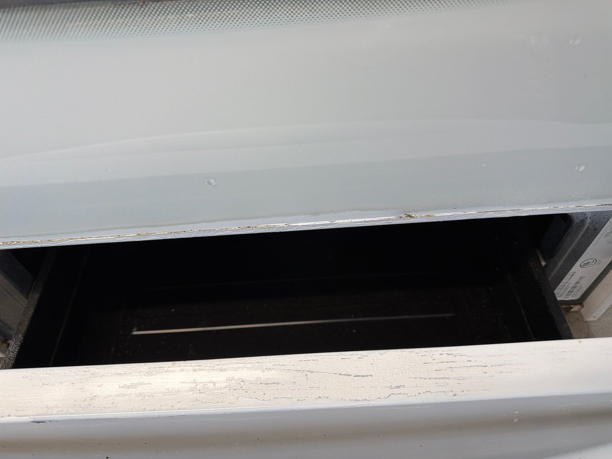 Photo 4 of this exact Frigidaire 30" Electric Freestanding Range