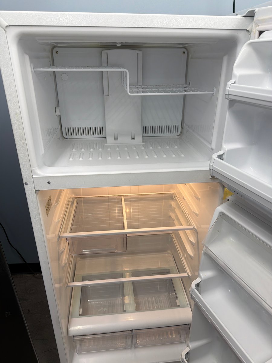 Photo 2 of this exact Hotpoint White top mount refrigerator