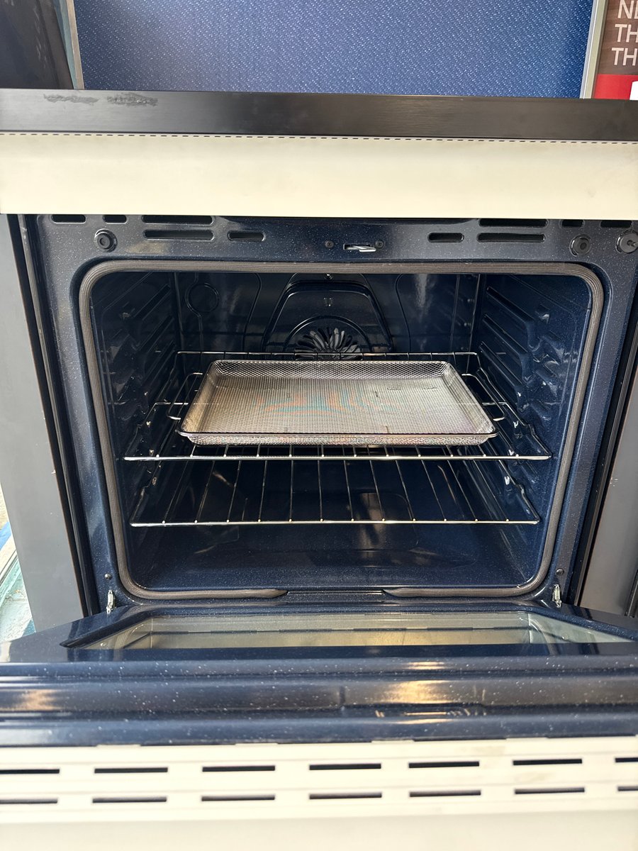 Photo 3 of this exact Samsung slide-in induction cooktop range