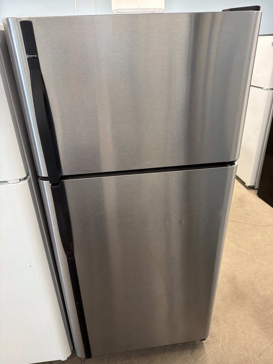Photo 1 of this exact Kenmore 30" Top freezer Refrigerator