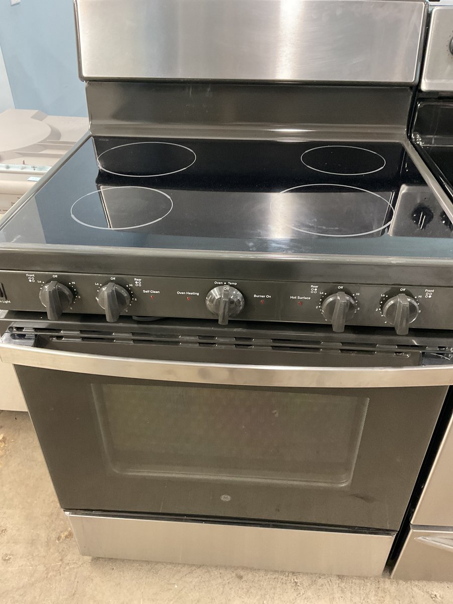 Photo 1 of this exact GE ADA Glass top stainless steel range