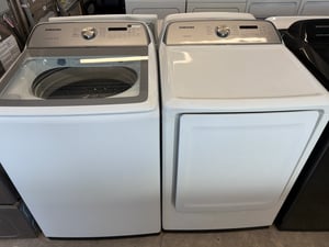 Samsung White top load washer and dryer set
