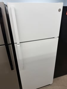 GE White top mount refrigerator