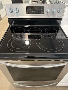 Frigidaire 30" Electric Freestanding Range