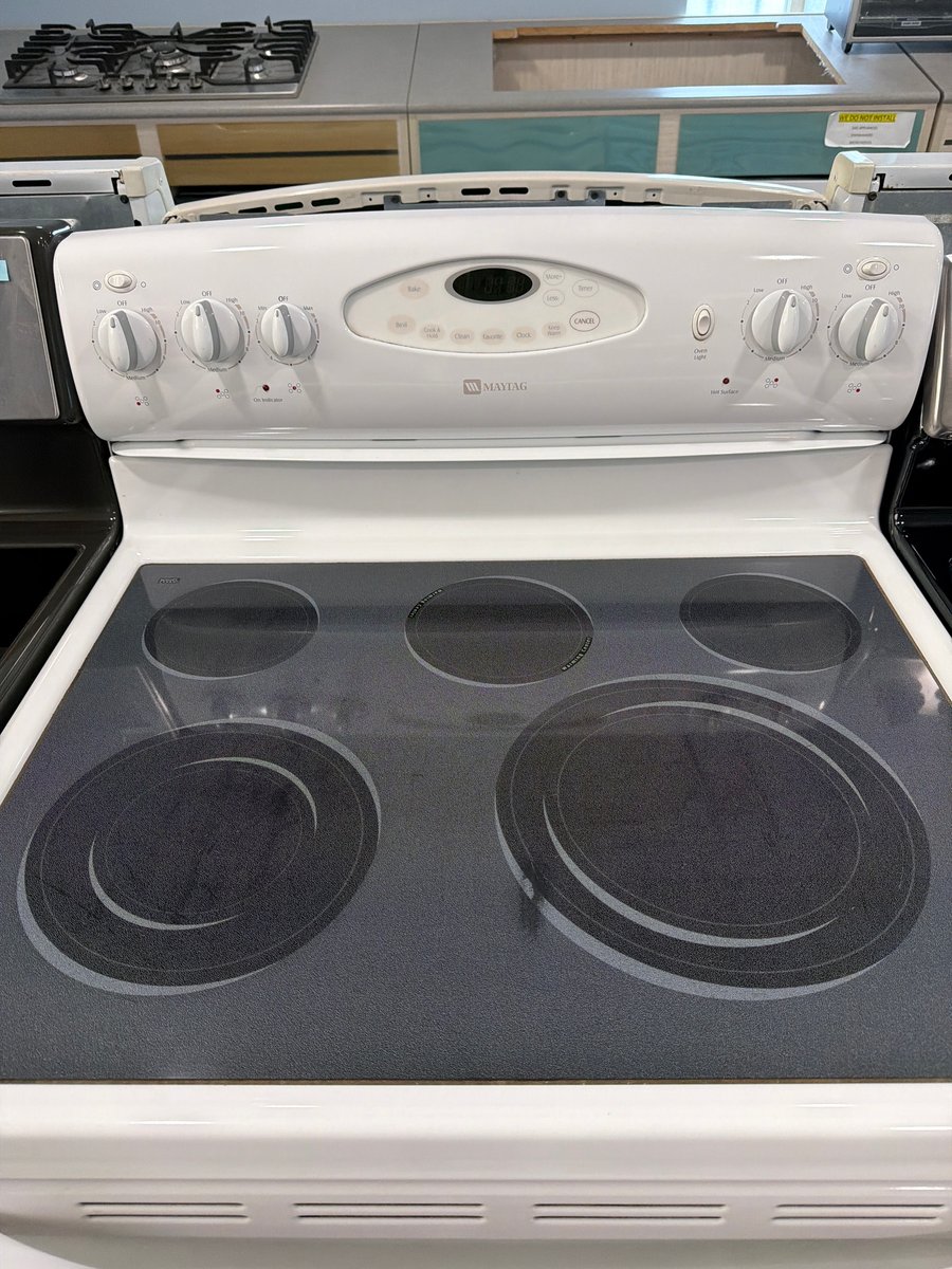 Photo 2 of this exact Maytag White glass top range