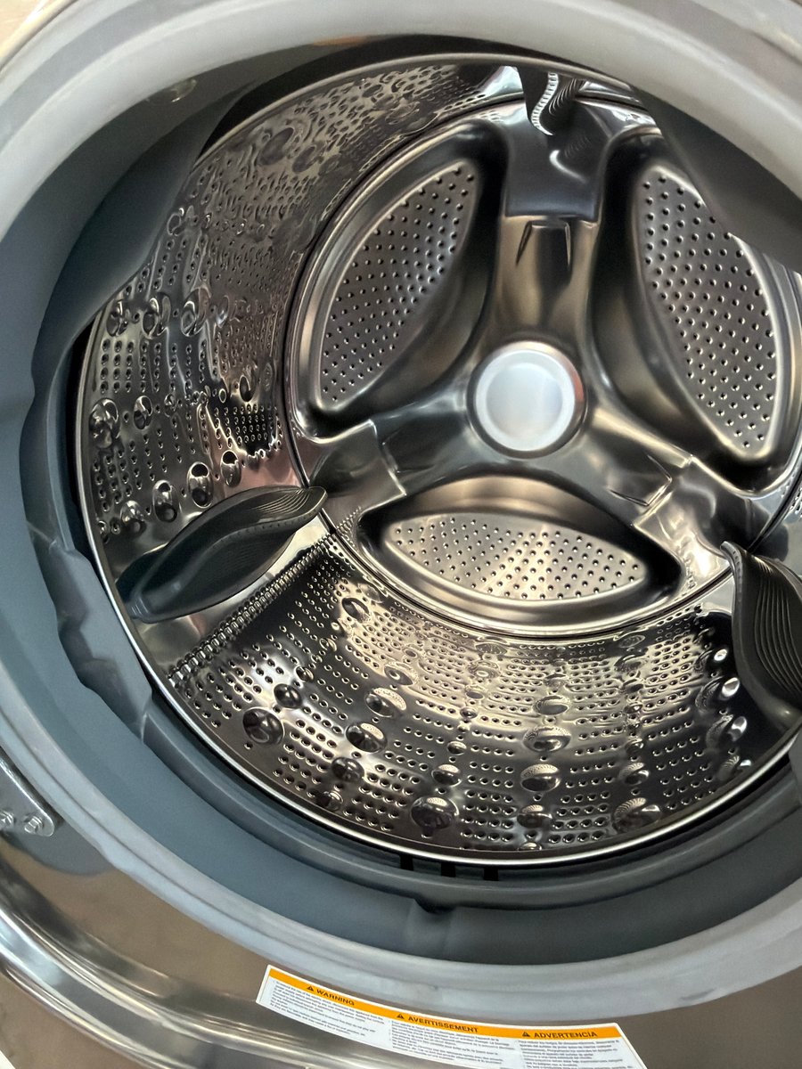 Photo 4 of this exact LG 54" Washer & dryer set