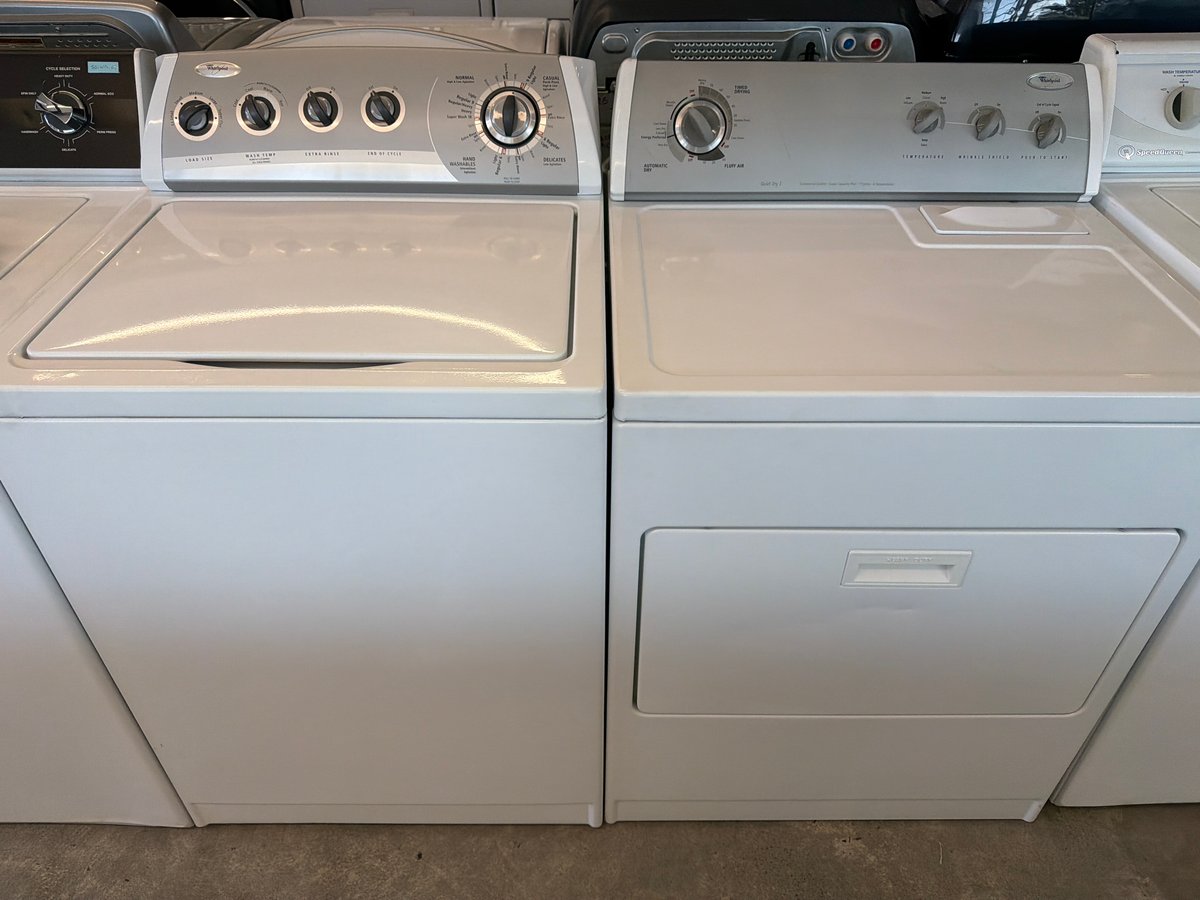 Photo 1 of this exact Whirlpool Washer and dryer set
