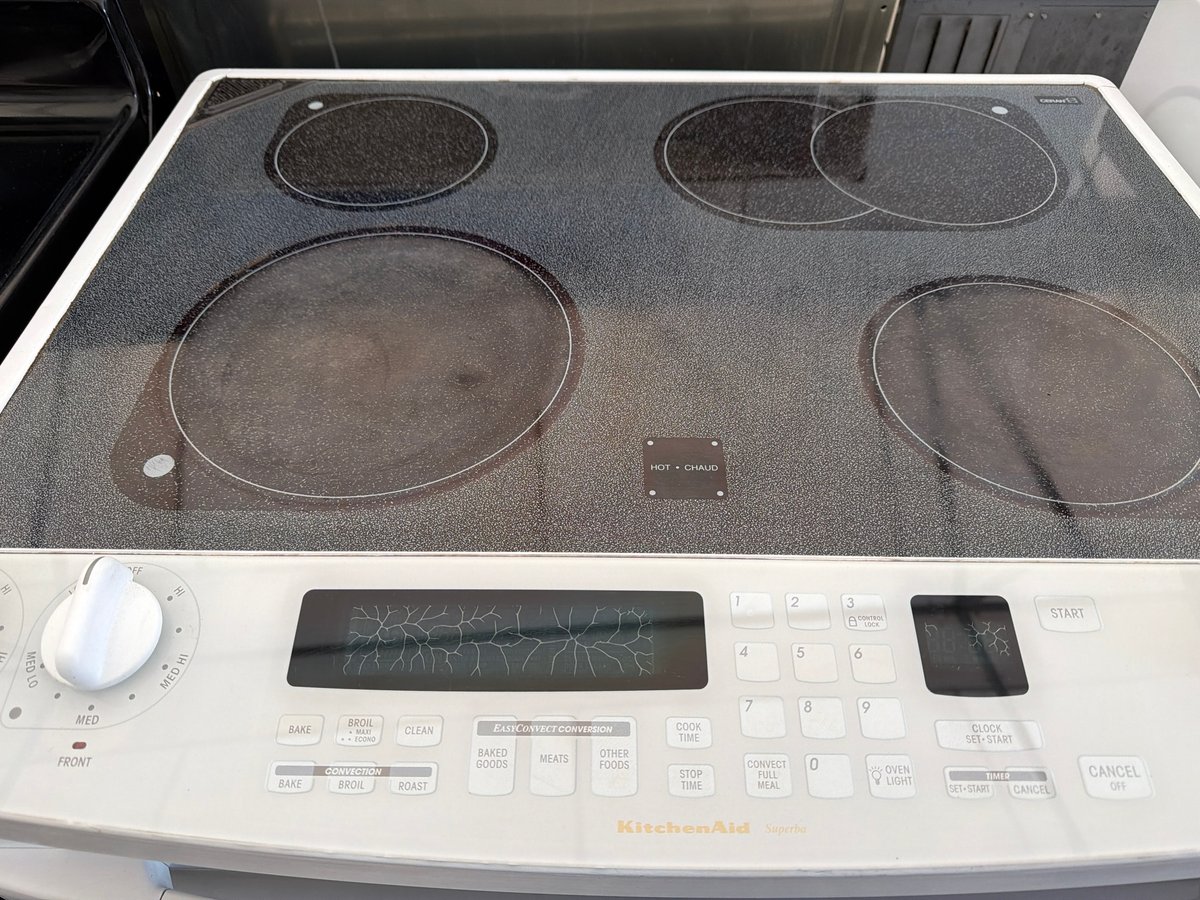 Photo 4 of this exact KitchenAid 30" Electric Slide-in Range