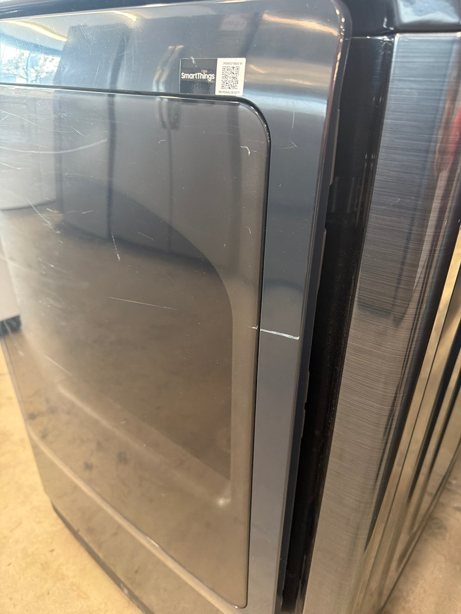 Photo 4 of this exact Samsung 27" Electric Dryer
