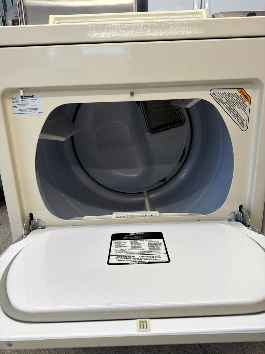 Photo 2 of this exact Kenmore 27" Electric Dryer