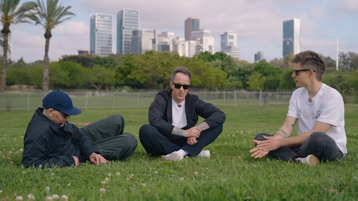 Группа Кровосток (Шило и Фельдман) на интервью у Юрия Дудя. Фото: вДудь / YouTube