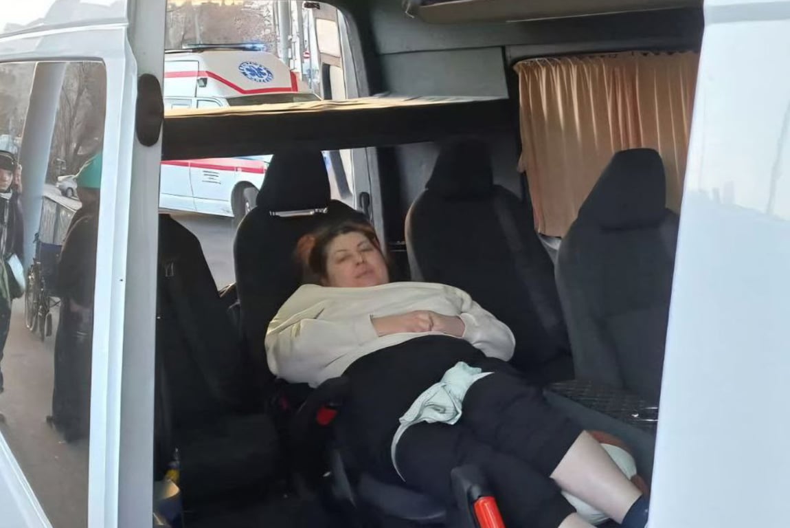 Наталья по дороге из Варшавы в Хельсинки. Фото со страницы Fundacji Asymetryści в FaceBook