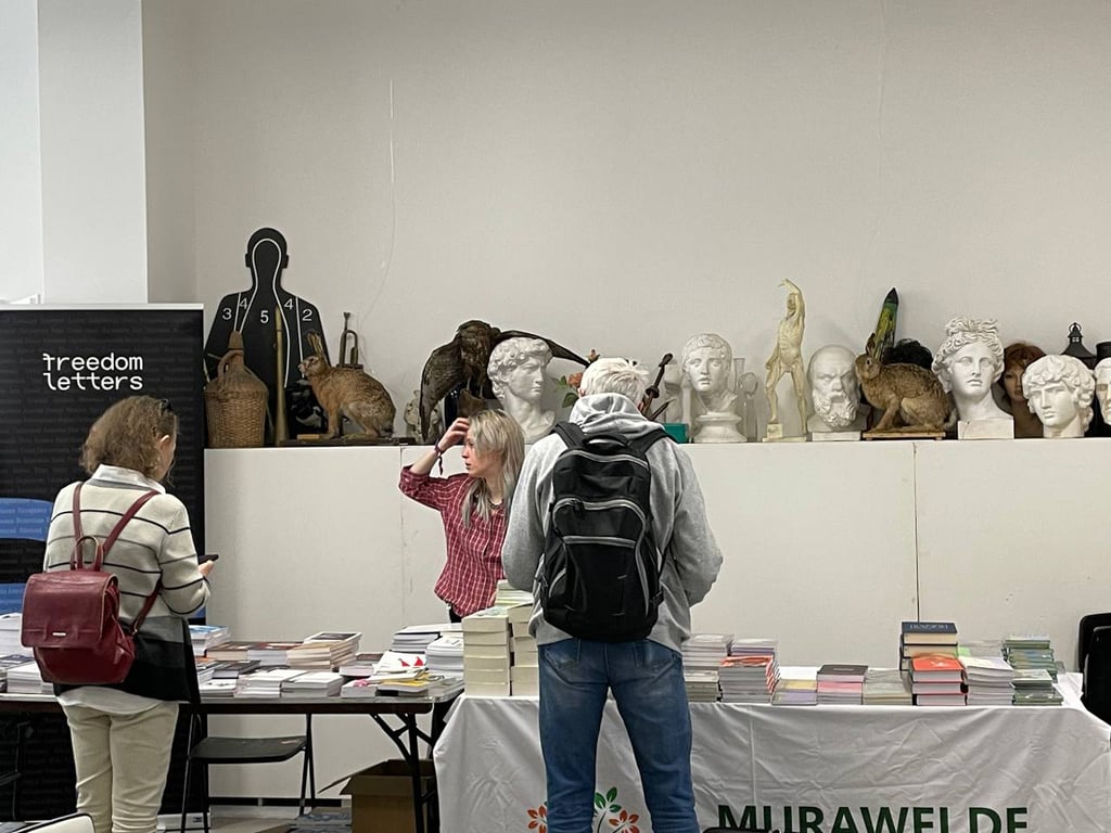 The second annual Berlin Bebelplatz bookfair. Photo: FRESH Verlag / Telegram