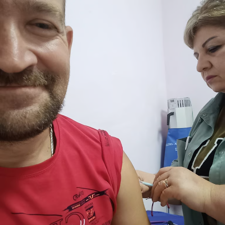 Petrik receives the flu vaccine, 2024. Photo: Facebook