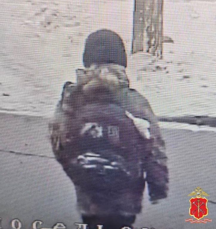 Павел Тифитулин на записи с камер видеонаблюдения. Фото: Петербургская полиция / Telegram
