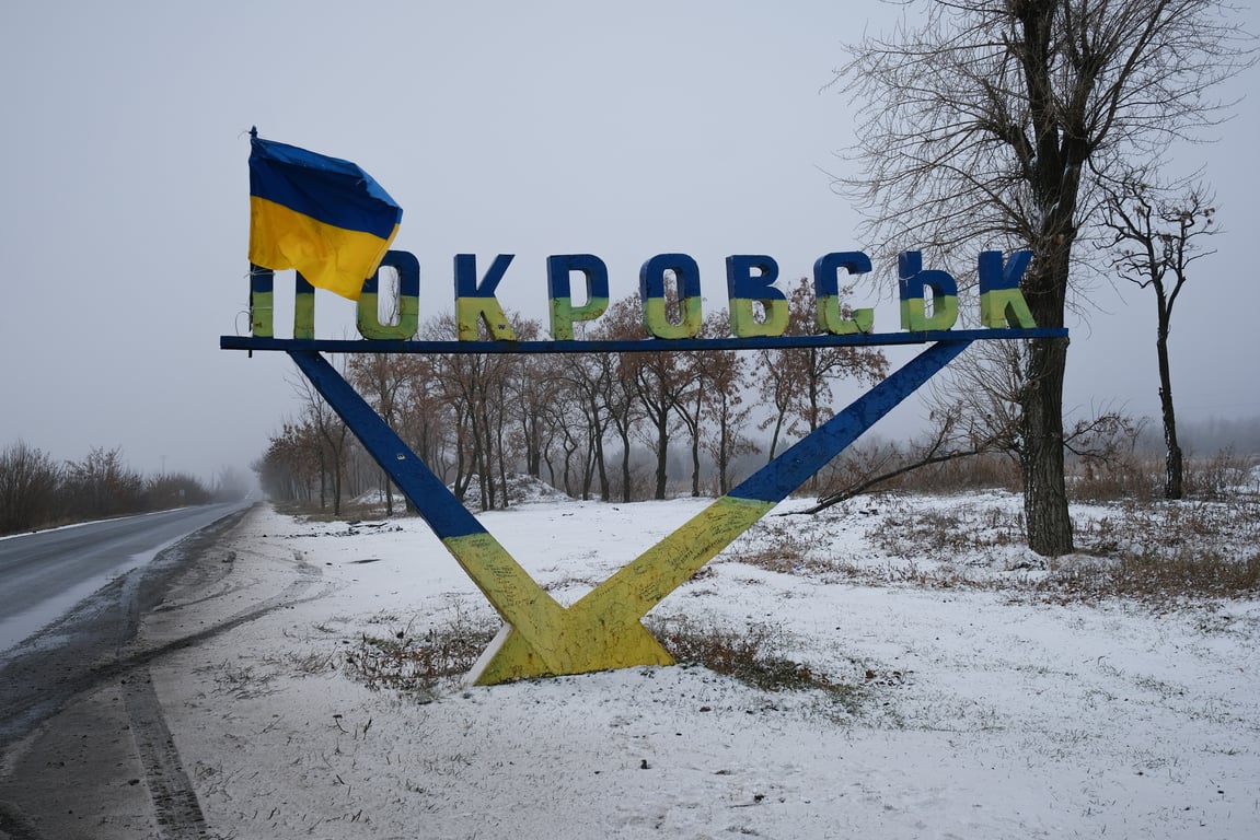 A sign at the entrance to the Donetsk region city of Pokrovsk, eastern Ukraine, 6 December 2024. Photo: EPA / Maria Senovilla