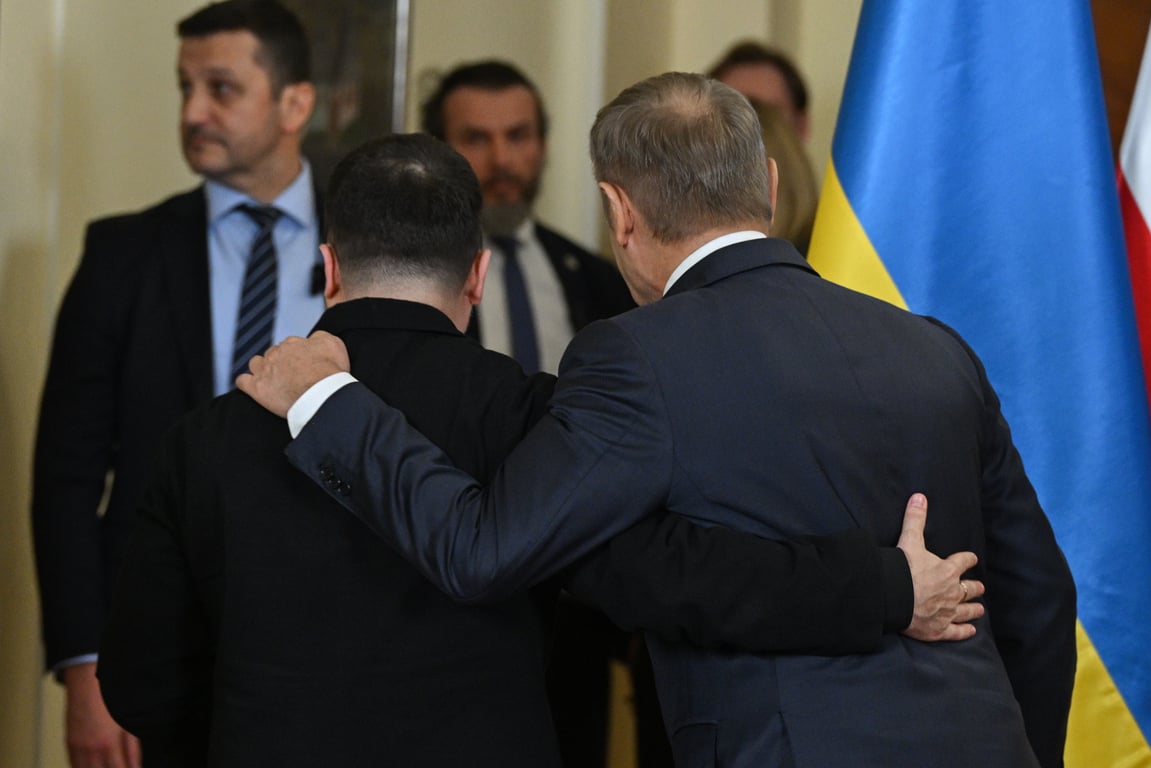 Ukrainian President Volodymyr Zelensky and Poland’s Prime Minister Donald Tusk at the Chancellery in Warsaw, Poland, 19 December 2025. Photo: EPA / Radek Pietruszka