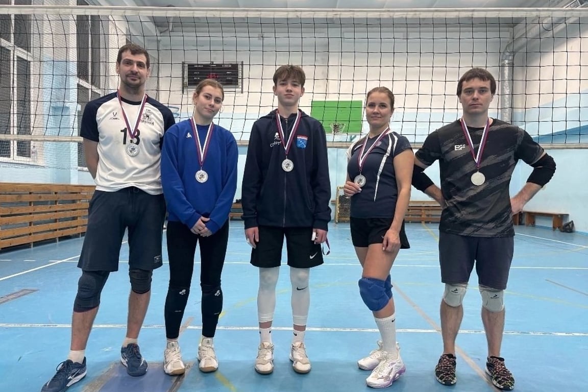 Богдан на турнире, приуроченном к Дню защитника Отечества (в центре). Фото: соцсети