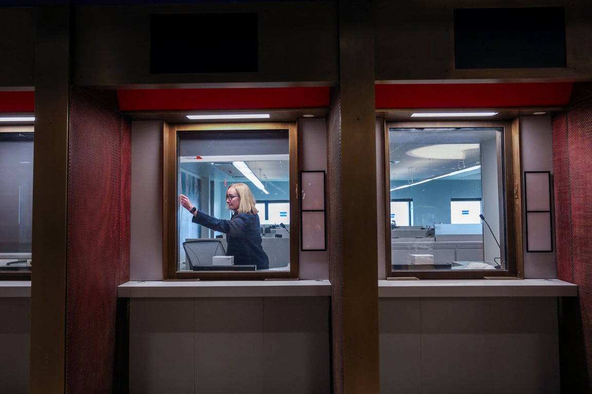 Зона собеседований в здании посольства США, Мехико, Мексика, 17 декабря 2024 года. Фото: Raquel Cunha / Reuters / Scanpix / LETA