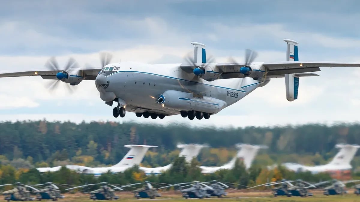 The An-22 cargo plane. Photo: Ostorozhno Novosti/Telegram