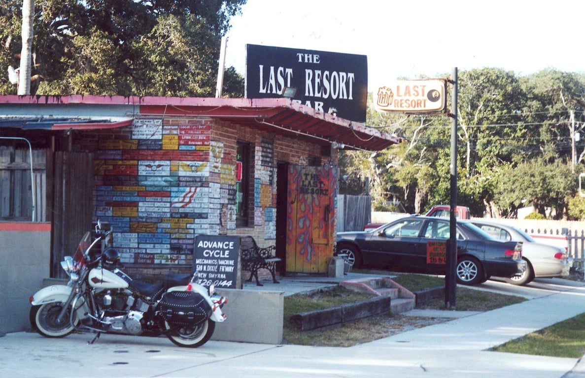 Вид на бар «Последний приют» (The Last Resort), где была арестована Эйлин Уорнос, Порт-Ориндж, Флорида, США, 17 февраля 2004 года. Фото: Paul Lomartire / Shutterstock / Rex Features / Vida Press