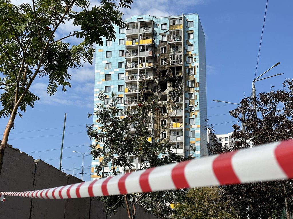 Последствия атаки беспилотника в Раменском городском округе, Спортивный проезд д. 6, Москва, 10 сентября 2024 года. Фото: Агентство «Москва»