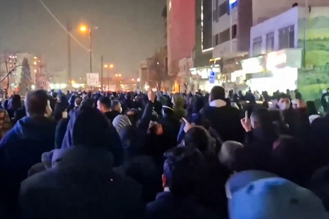 Акция протеста в Тегеране, Иран, 8 января 2026 года. Скриншот из видео: AFP / Scanpix / LETA