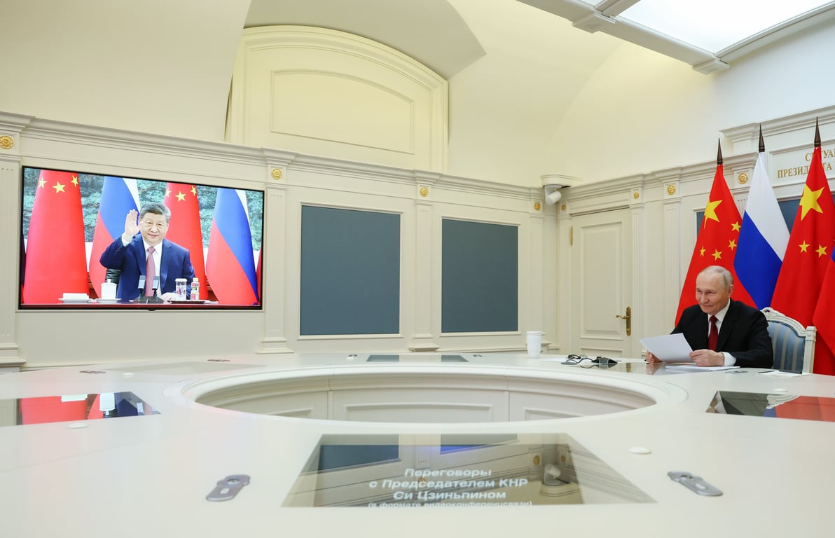 Vladimir Putin speaks with Chinese President Xi Jinping via video link from the Kremlin, 4 February 2026. Photo: EPA / Vyacheslav Prokofyev / Sputnik / Kremlin Pool