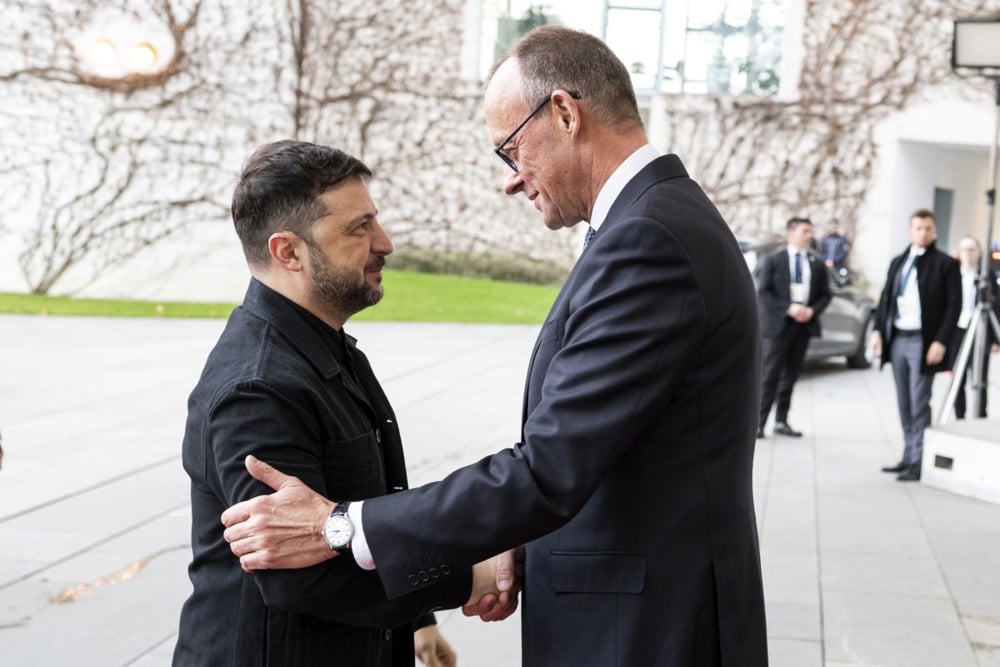 German Chancellor Friedrich Merz welcomes Ukrainian President Volodymyr Zelensky in Berlin, Germany, 14 December 2025. Photo:  EPA/Guido Bergmann / German government press office
